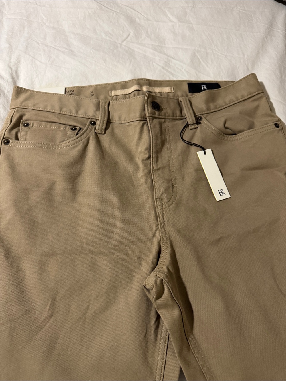 Banana Republic Men's Chino Pants in Tan